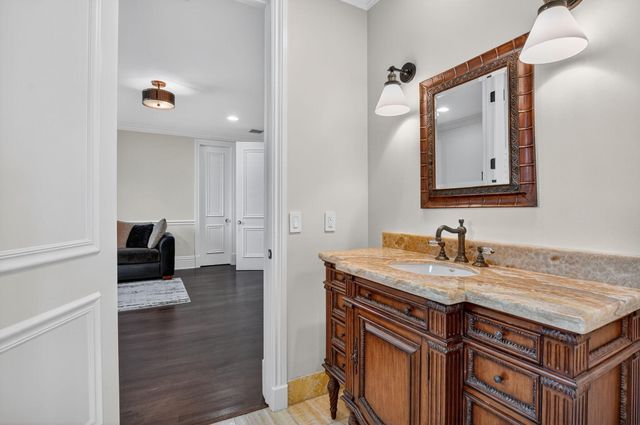 377 E Coconut Palm Road, Boca Raton, FL 33432