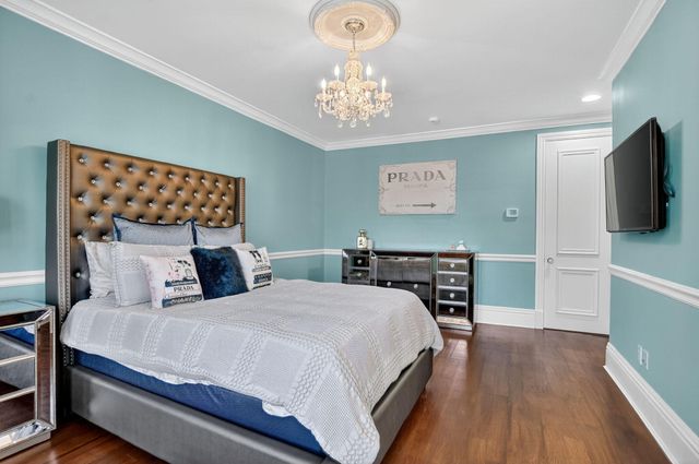 377 E Coconut Palm Road, Boca Raton, FL 33432