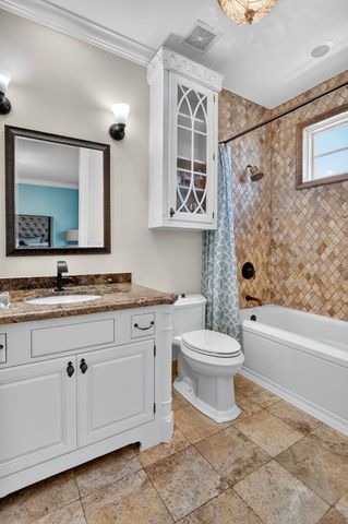 377 E Coconut Palm Road, Boca Raton, FL 33432