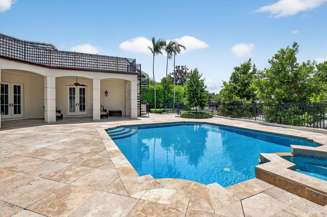 377 E Coconut Palm Road, Boca Raton, FL 33432