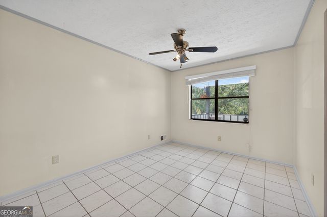 5 Hearthstone Drive, Stockbridge, GA 30281