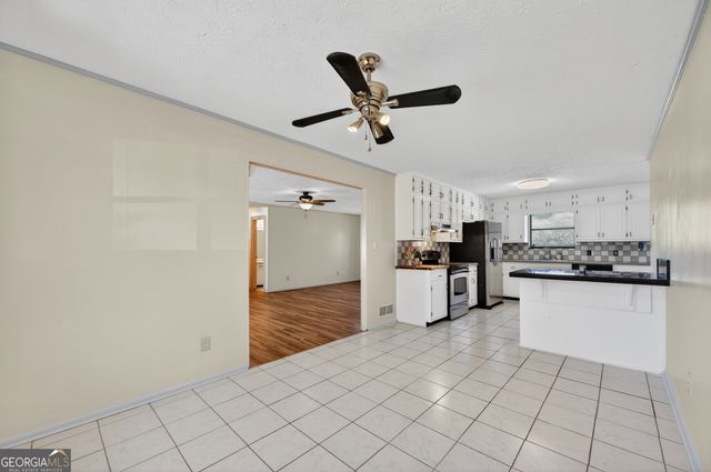 5 Hearthstone Drive, Stockbridge, GA 30281