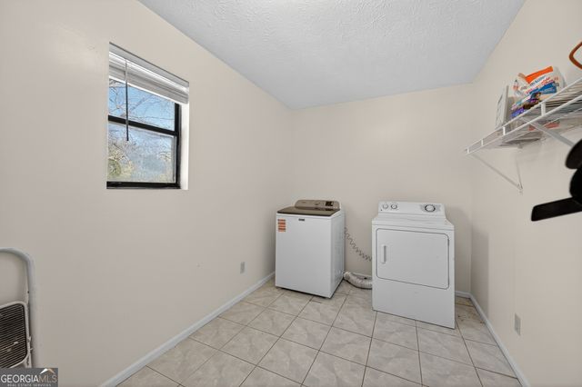 5 Hearthstone Drive, Stockbridge, GA 30281