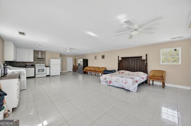 5 Hearthstone Drive, Stockbridge, GA 30281