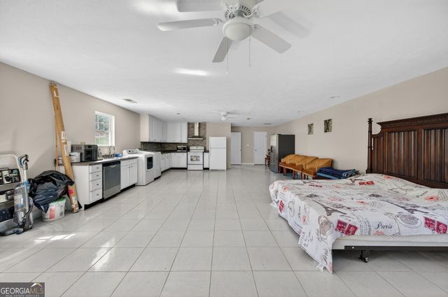 5 Hearthstone Drive, Stockbridge, GA 30281