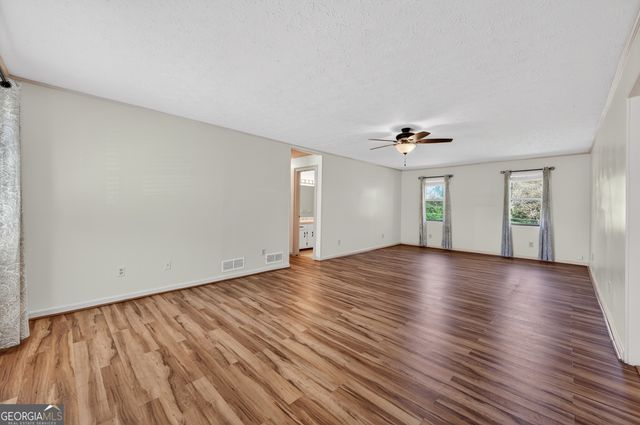 5 Hearthstone Drive, Stockbridge, GA 30281