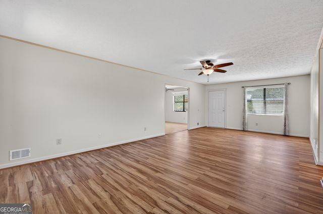 5 Hearthstone Drive, Stockbridge, GA 30281