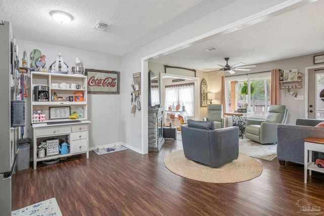 2511 W Kingsfield Dr, Cantonment, FL 32533