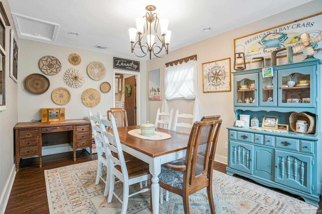 2511 W Kingsfield Dr, Cantonment, FL 32533