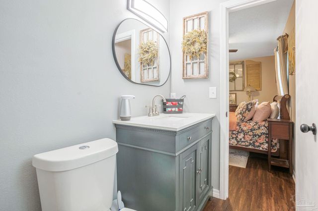 2511 W Kingsfield Dr, Cantonment, FL 32533