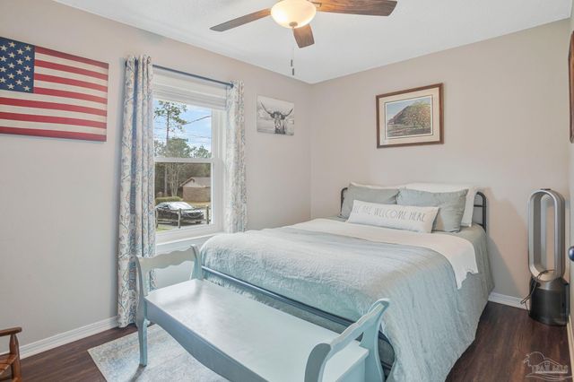 2511 W Kingsfield Dr, Cantonment, FL 32533