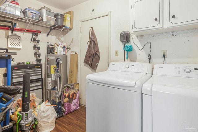 2511 W Kingsfield Dr, Cantonment, FL 32533