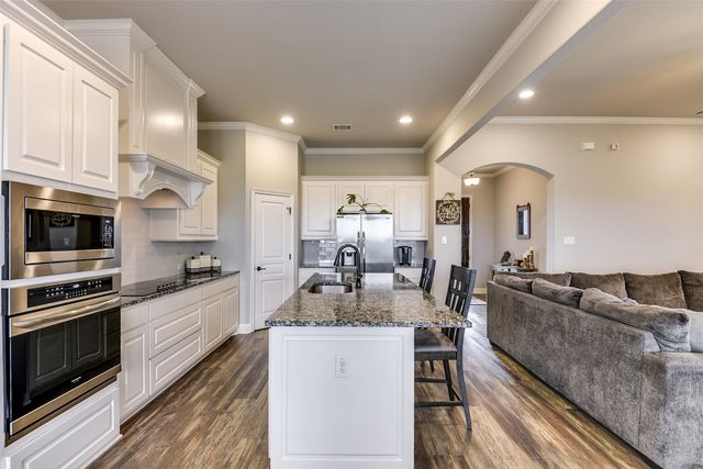 201 Evening Fire Drive, Waxahachie, TX 75167
