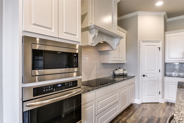 201 Evening Fire Drive, Waxahachie, TX 75167