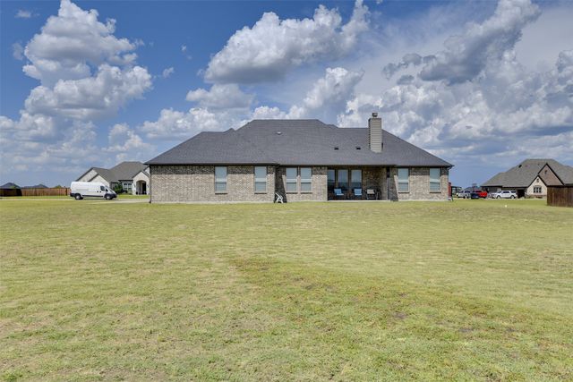 201 Evening Fire Drive, Waxahachie, TX 75167
