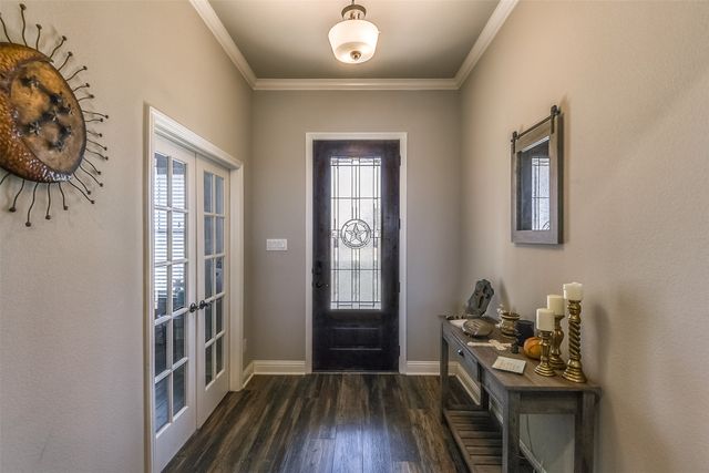 201 Evening Fire Drive, Waxahachie, TX 75167