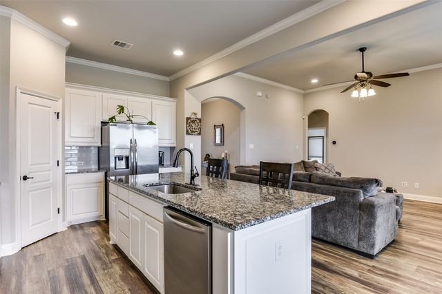 201 Evening Fire Drive, Waxahachie, TX 75167