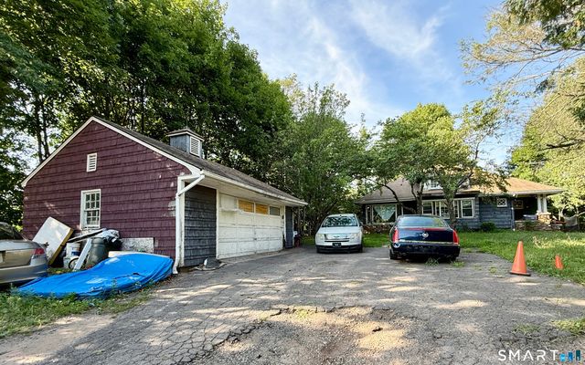 24 Cottage Street, Meriden, CT 06450