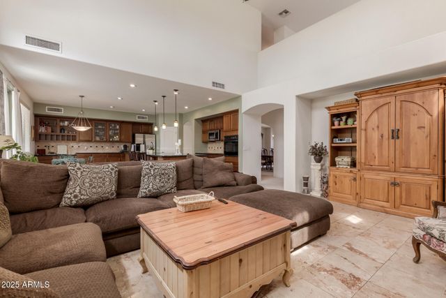 3039 E HOPE Street, Mesa, AZ 85213