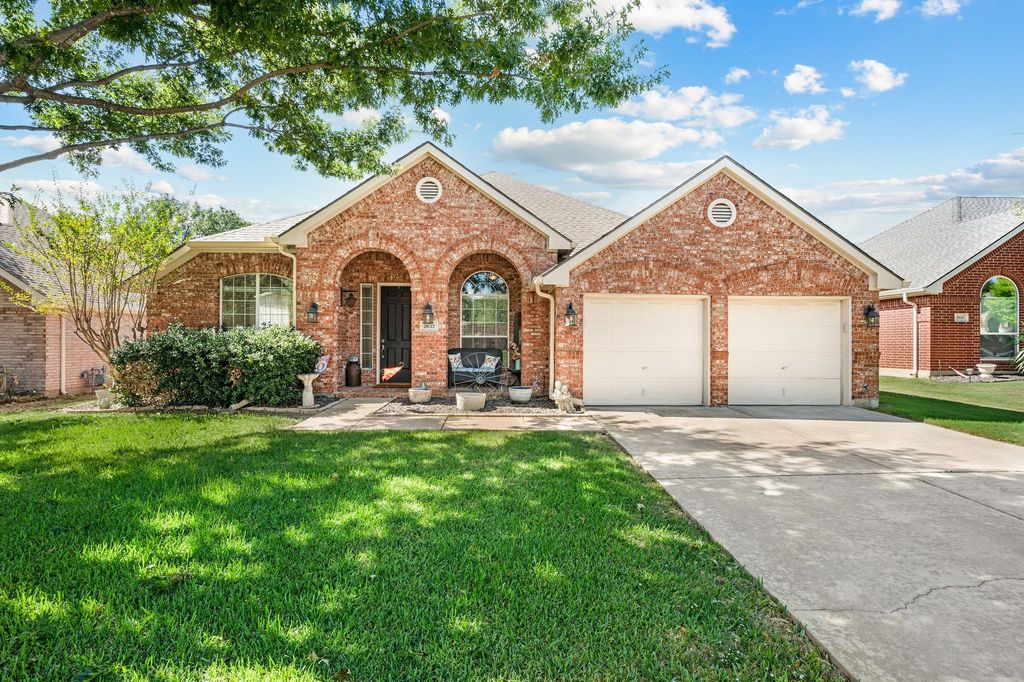 2632 Morgan Ann Avenue, Mansfield, TX 76063 — exterior