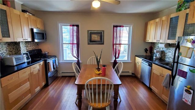 11 Hammond Street 2, Newport, RI 02840