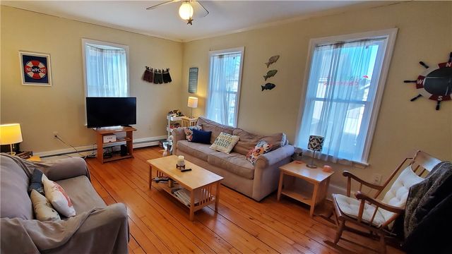 11 Hammond Street 2, Newport, RI 02840