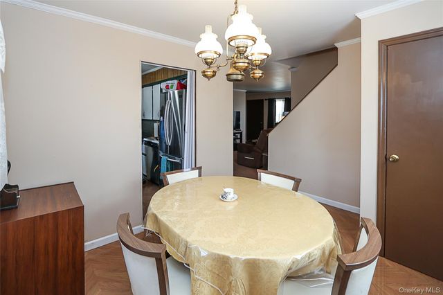 11 Elton Street, Westbury, NY 11590