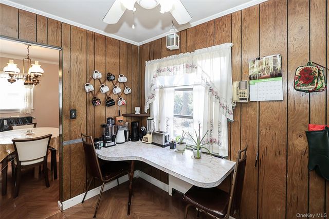 11 Elton Street, Westbury, NY 11590