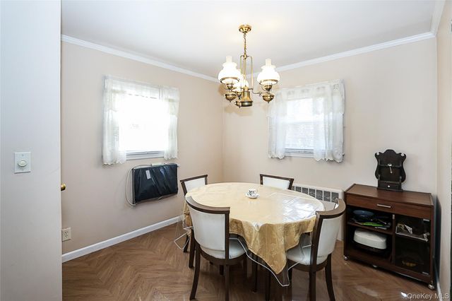 11 Elton Street, Westbury, NY 11590