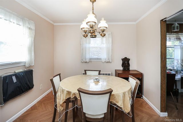 11 Elton Street, Westbury, NY 11590