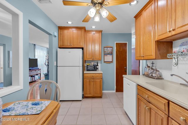 12B Cardinal Street, Manchester, NJ 08759