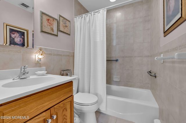12B Cardinal Street, Manchester, NJ 08759
