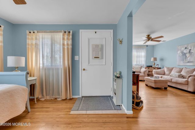 12B Cardinal Street, Manchester, NJ 08759