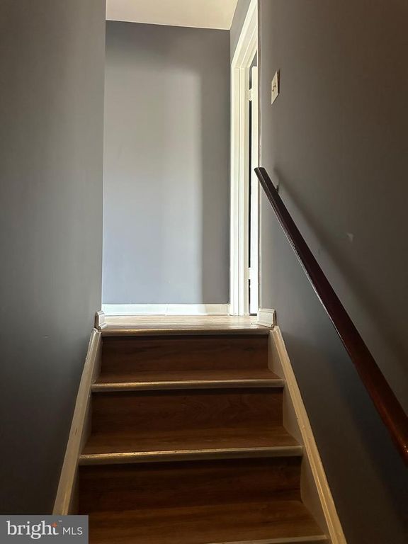 Image 10 of property listing at 1706 W LEXINGTON ST, Baltimore, MD 21223