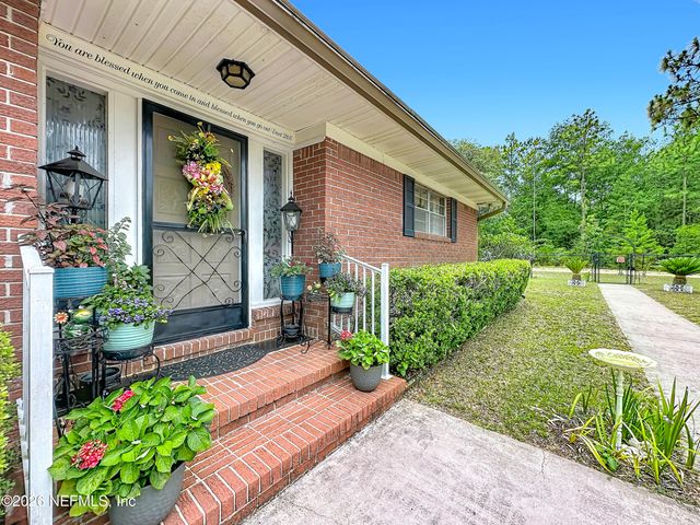 110 PATCH Street, Interlachen, FL 32148