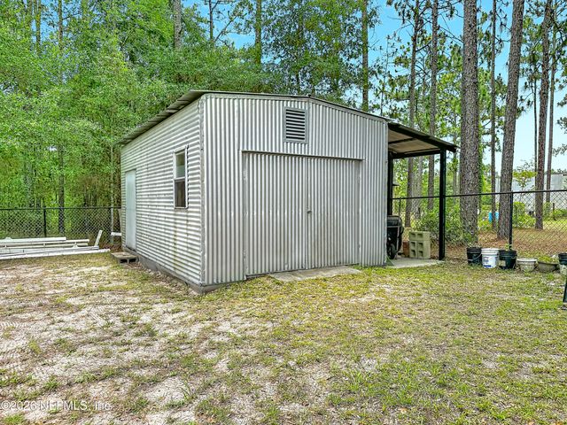 110 PATCH Street, Interlachen, FL 32148