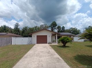 2812 Madison Street W, Inverness, FL 34453