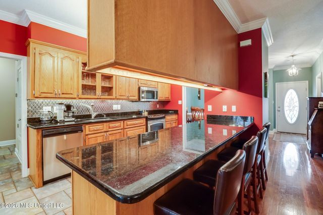 6423 Iona Street, Diamondhead, MS 39525