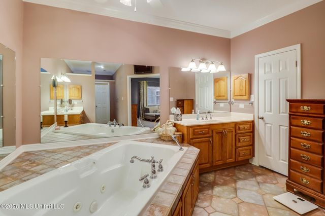 6423 Iona Street, Diamondhead, MS 39525