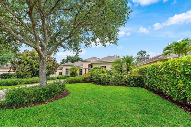 2068 Wightman Drive, Wellington, FL 33414