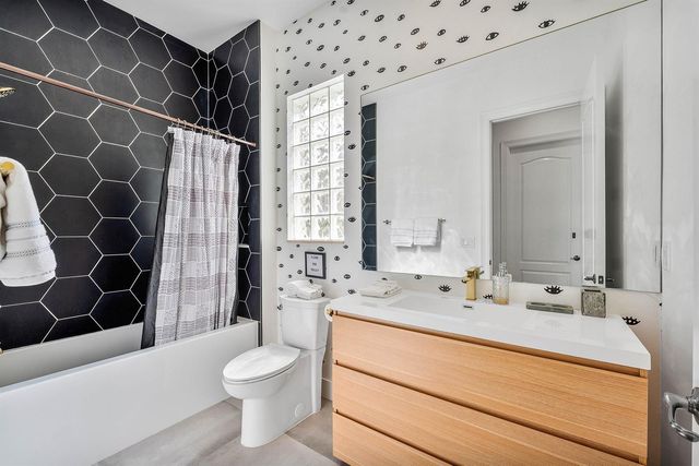 2068 Wightman Drive, Wellington, FL 33414