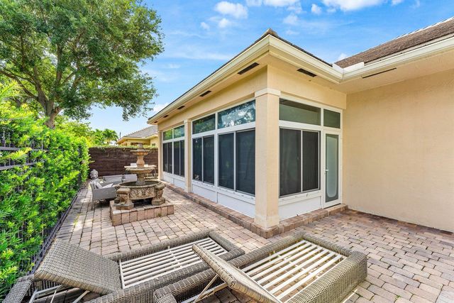 2068 Wightman Drive, Wellington, FL 33414