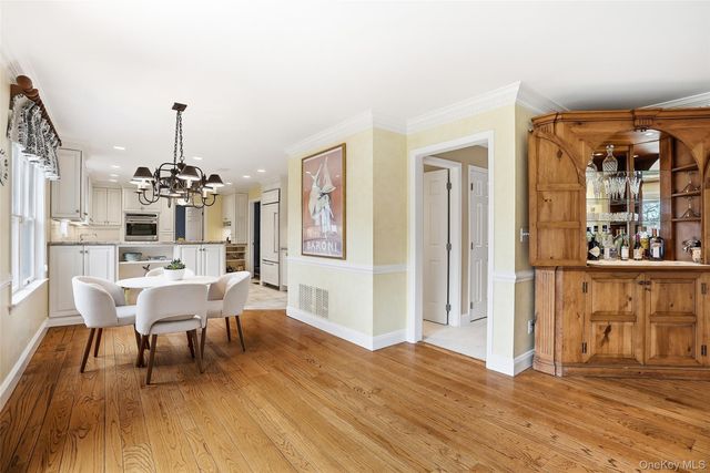 4 Ellis Court, Rye, NY 10580
