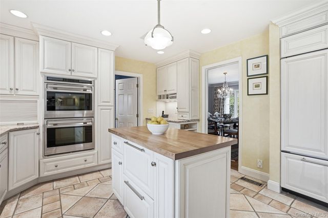 4 Ellis Court, Rye, NY 10580