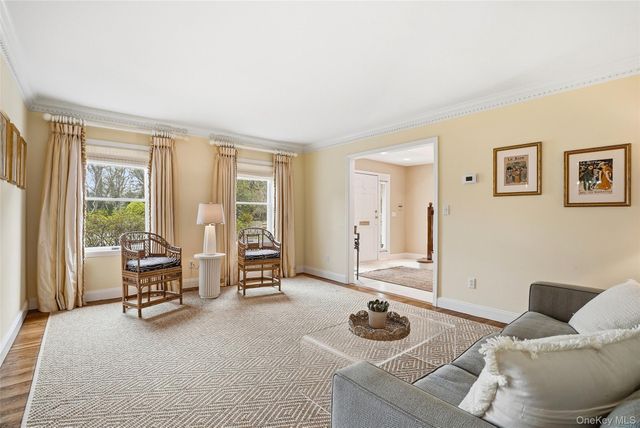 4 Ellis Court, Rye, NY 10580