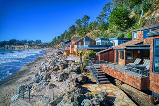 10 Potbelly Beach Road, Aptos, CA 95003