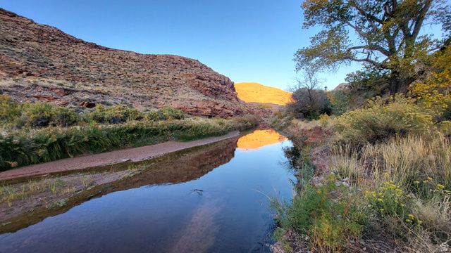 1389 E POWERHOUSE LN, Moab, UT 84532