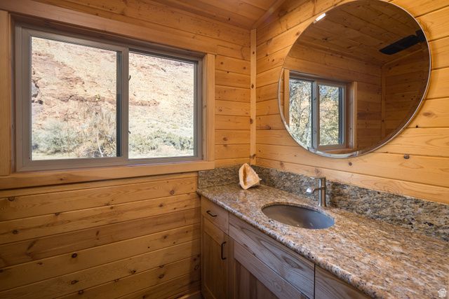 1389 E POWERHOUSE LN, Moab, UT 84532