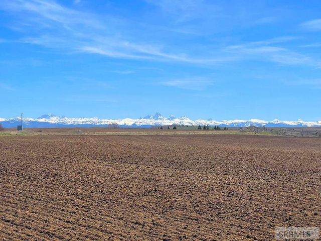 3887 Schaefer Lane, Ashton, ID 83420