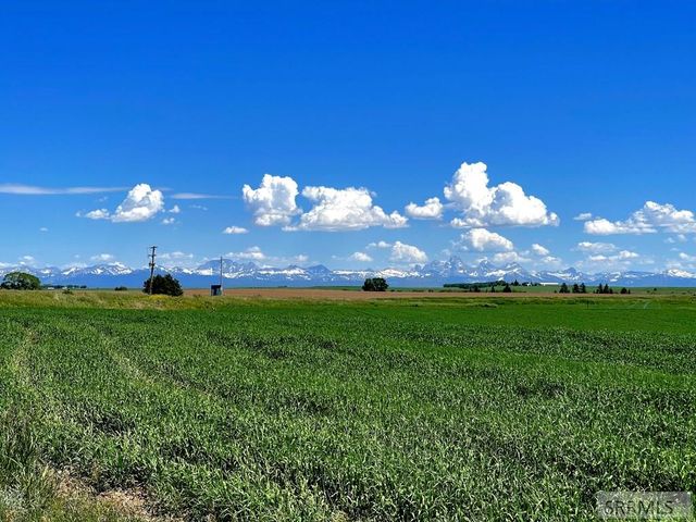 3887 Schaefer Lane, Ashton, ID 83420